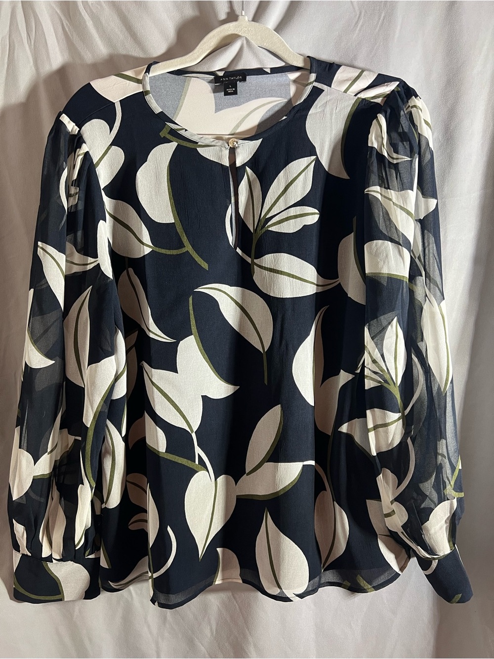 Ann Taylor Navy Floral Puff-Sleeve Blouse with Olive Accents